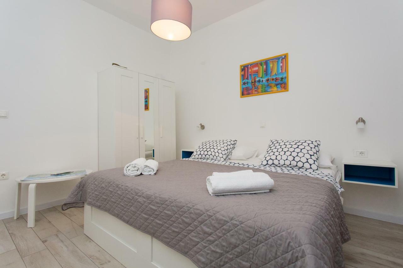 Apartments Pinery มาคาร์สกา ภายนอก รูปภาพ