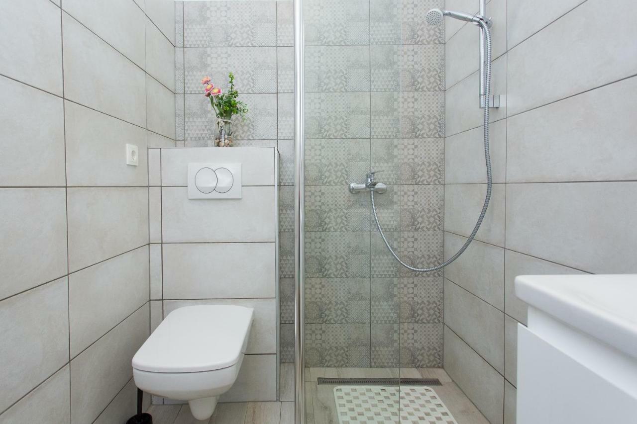 Apartments Pinery มาคาร์สกา ภายนอก รูปภาพ