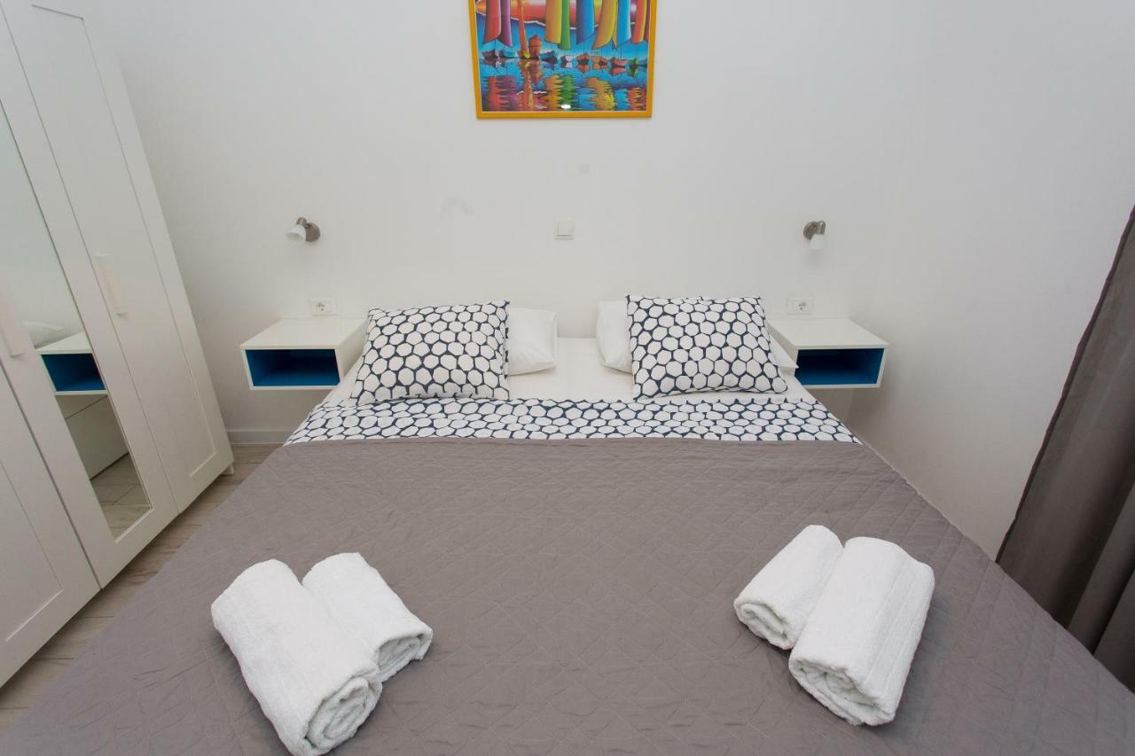 Apartments Pinery มาคาร์สกา ภายนอก รูปภาพ
